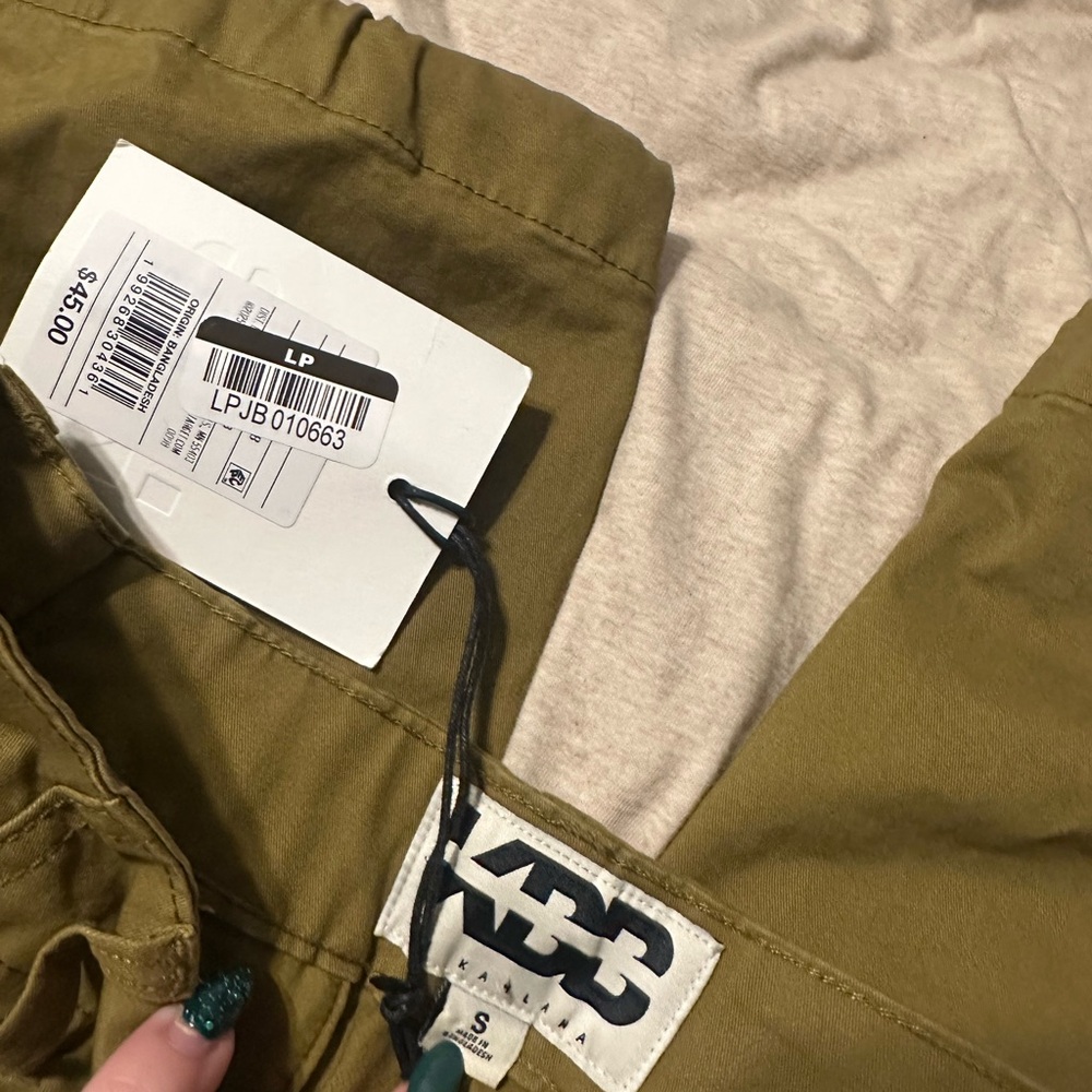 KBB by Target Women's Cargo Joggers - Picture 5 of 5
